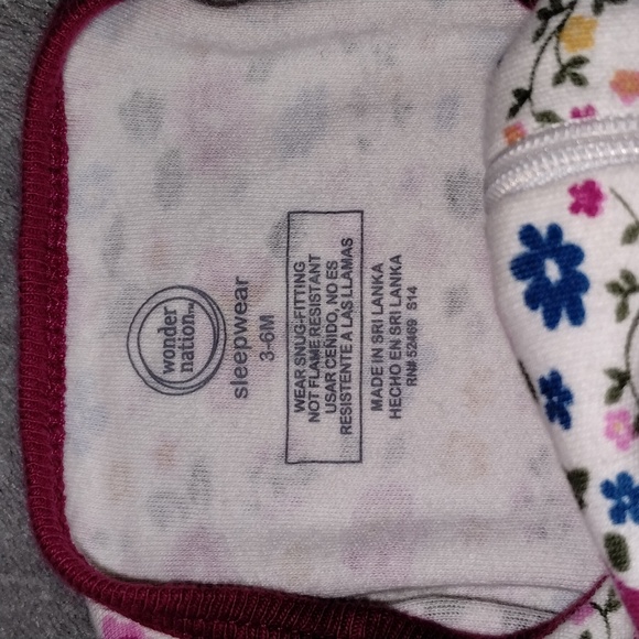 Floral baby footed sleepers set - Picture 4 of 7